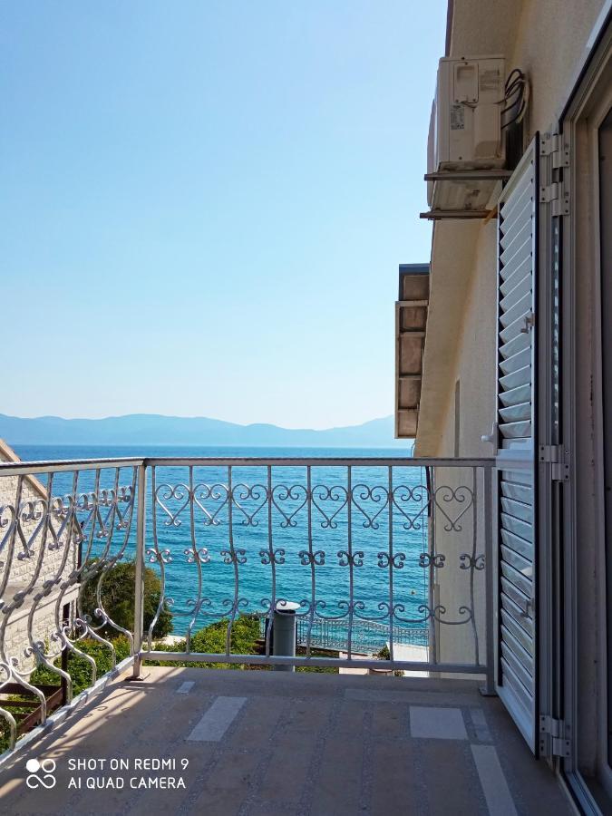 Guesthouse Kod Irene Gradac  Extérieur photo