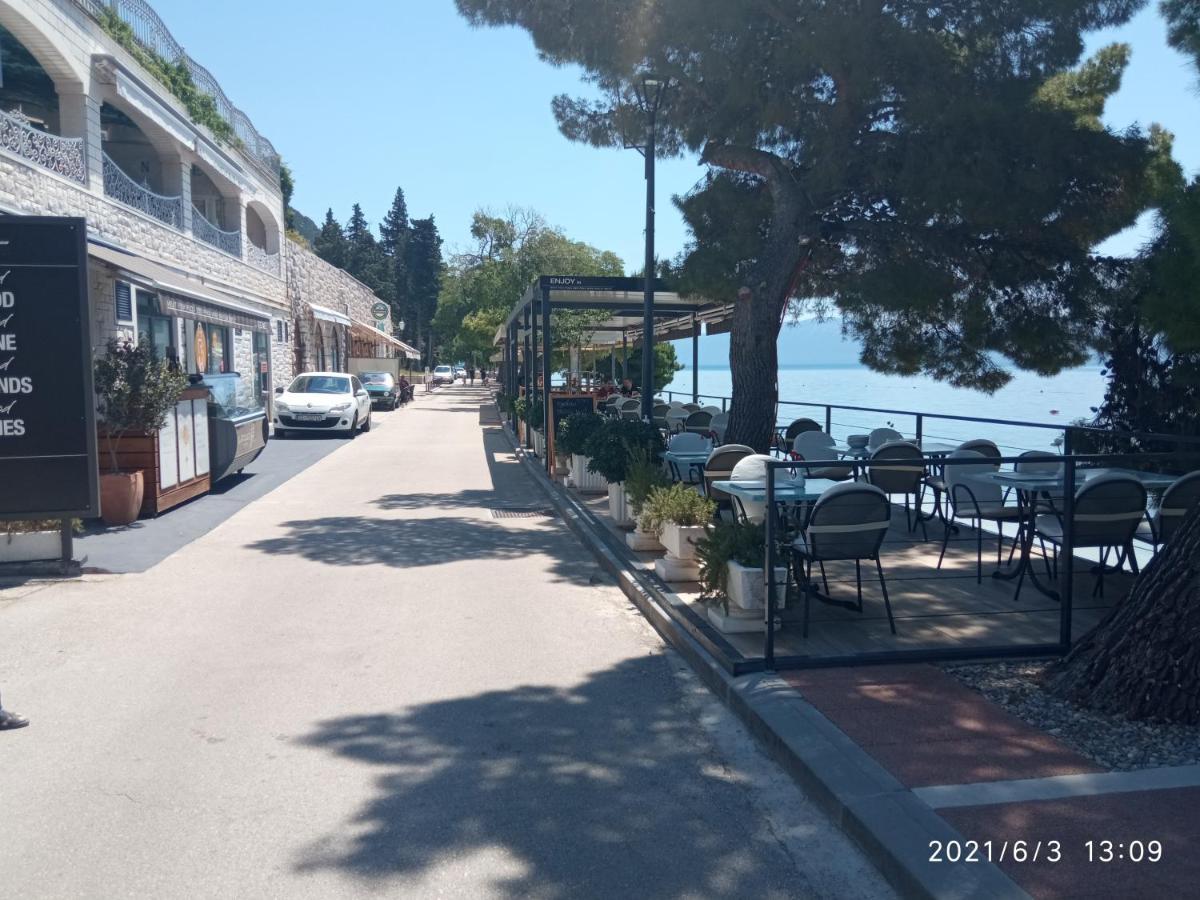 Guesthouse Kod Irene Gradac  Extérieur photo