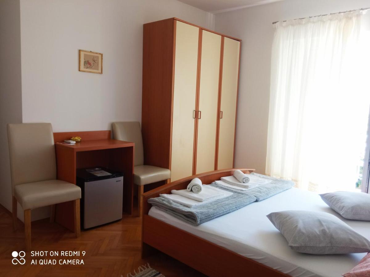 Guesthouse Kod Irene Gradac  Extérieur photo