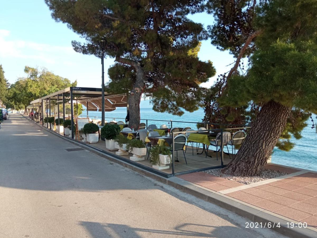 Guesthouse Kod Irene Gradac  Extérieur photo