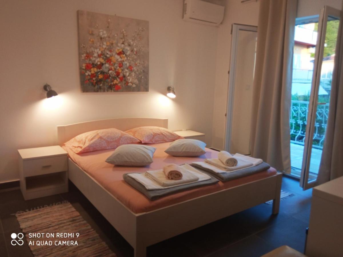 Guesthouse Kod Irene Gradac  Extérieur photo